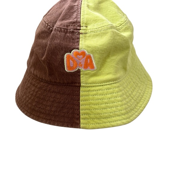 Dypsnea X Abrand Jeans Dypset Beating Hearts Cotton Bucket Hat Citron/Brown - Picture 4 of 11